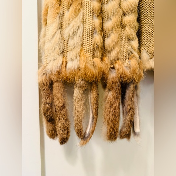Rabbit Fur Fringe Vest - Picture 7 of 8